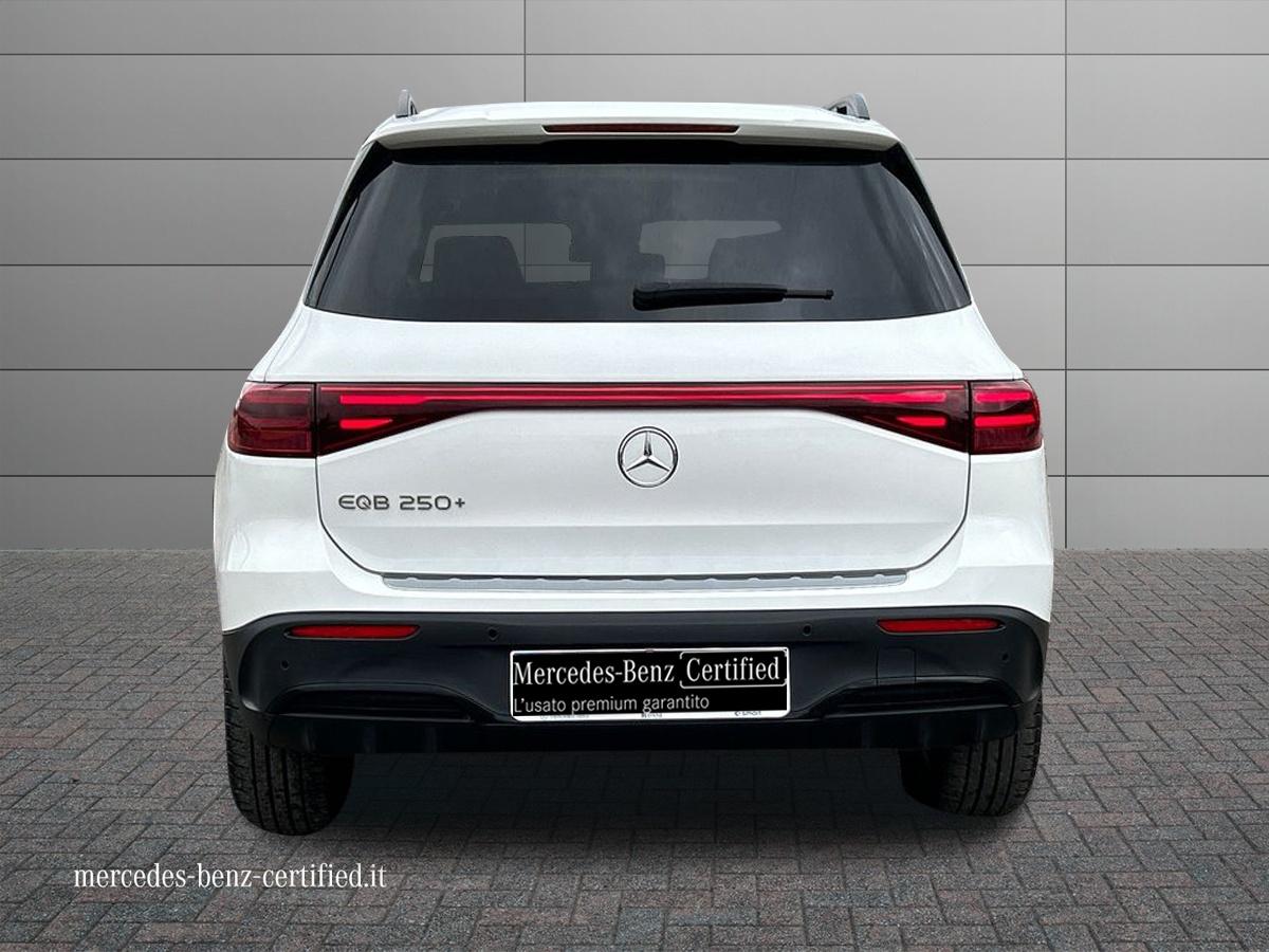 EQB 250+ AMG Line Advanced - Certified