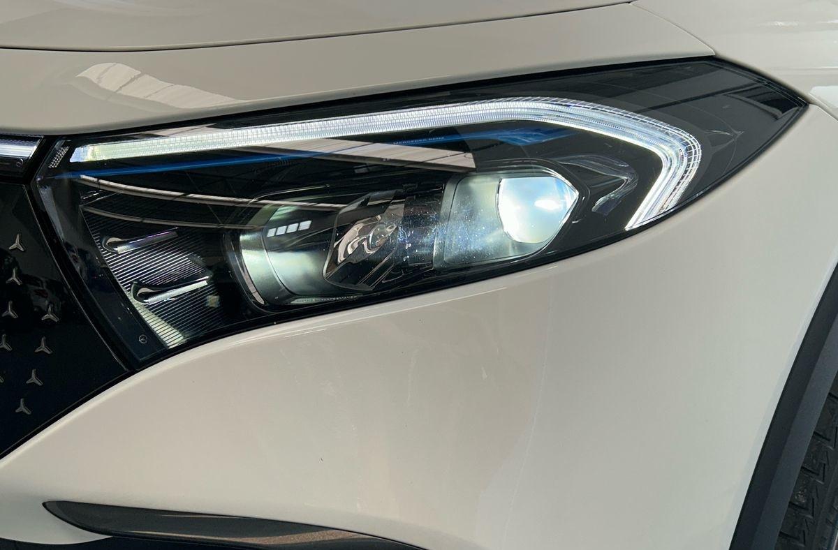 EQB 250+ AMG Line Advanced - Certified