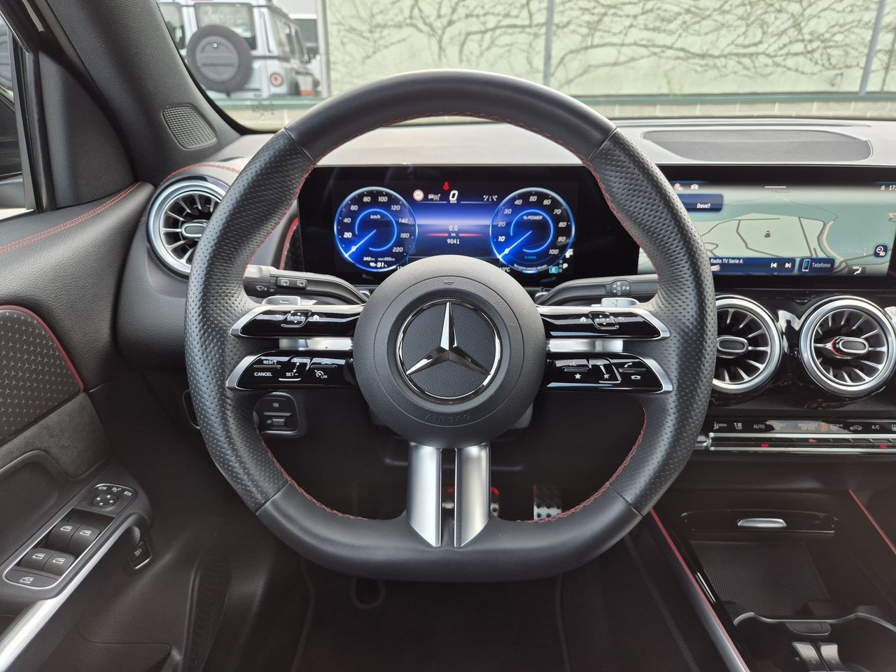 EQB 250+ AMG Line Advanced - Certified