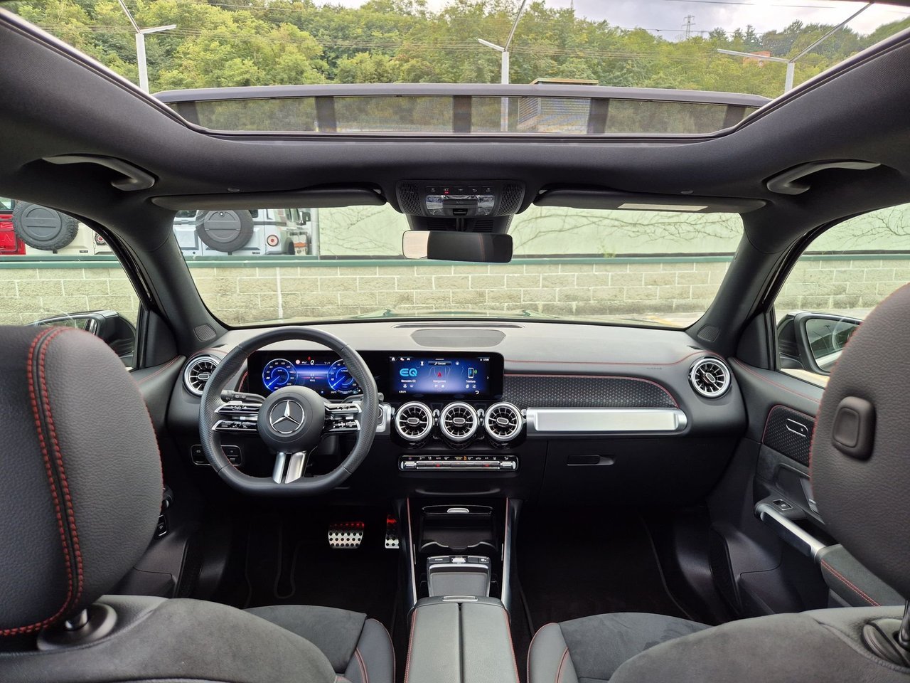 EQB 250+ AMG Line Advanced - Certified