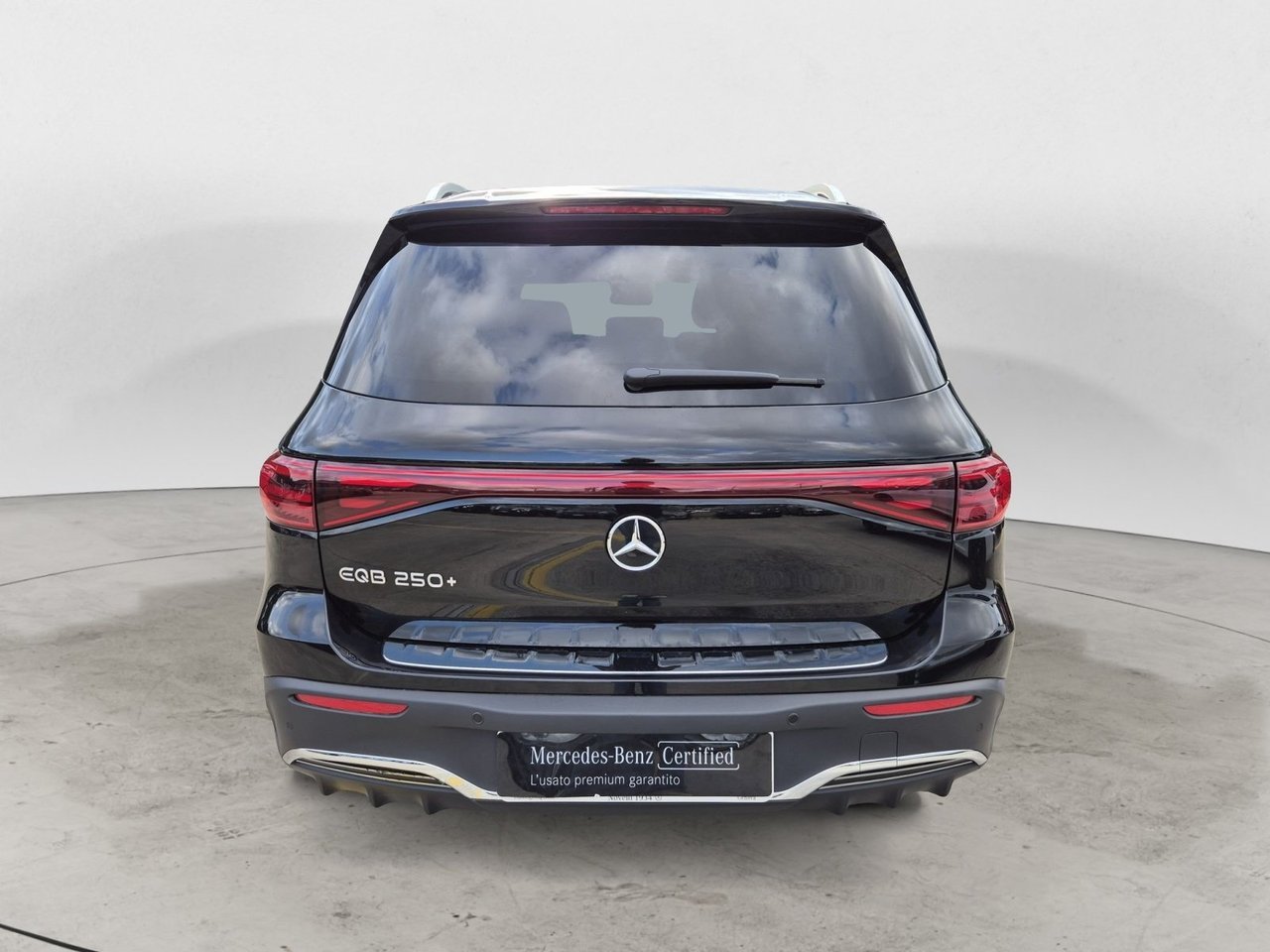 EQB 250+ AMG Line Advanced - Certified