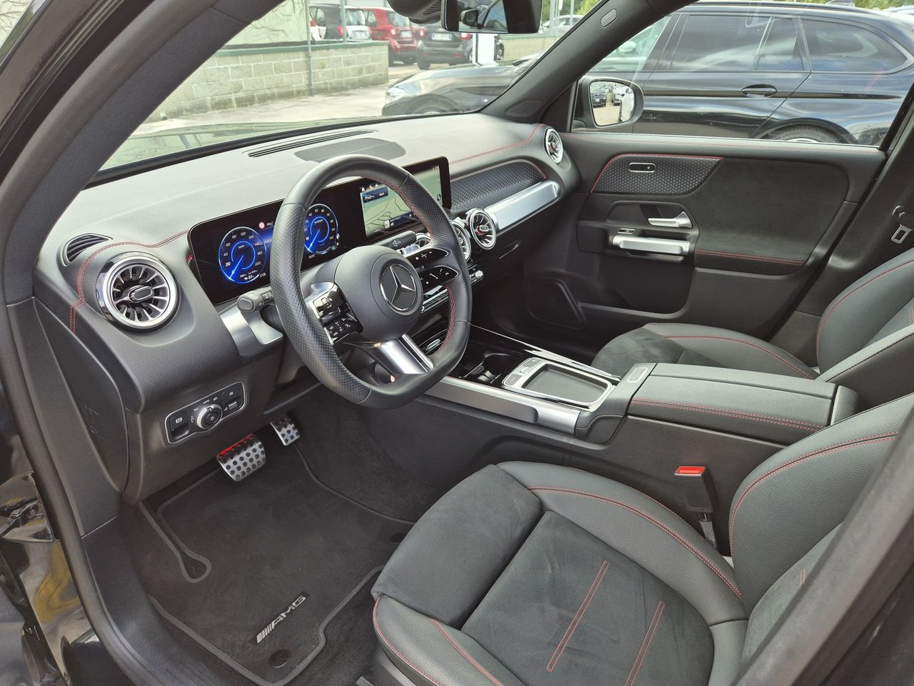 EQB 250+ AMG Line Advanced - Certified