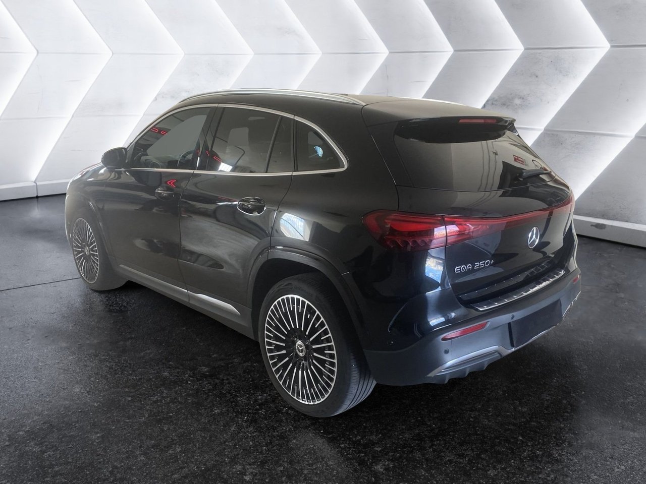 EQA 250+ AMG Line Advanced - Certified