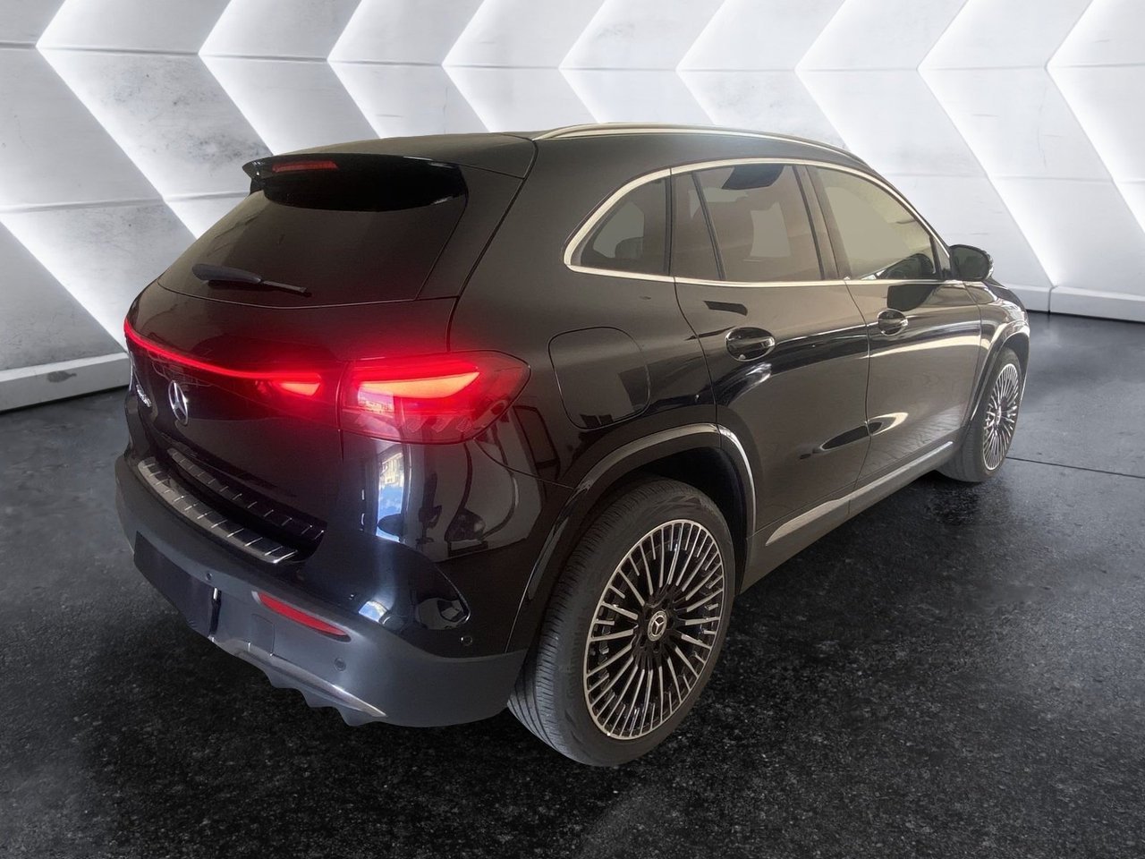 EQA 250+ AMG Line Advanced - Certified