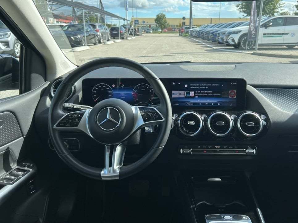 B 180 Progressive Advanced auto - Certified
