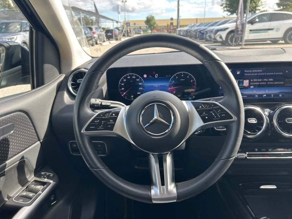B 180 Progressive Advanced auto - Certified