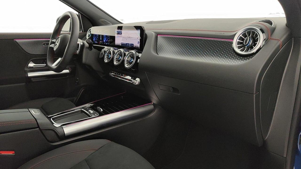 EQA 300 AMG Line Advanced 4matic - Certified