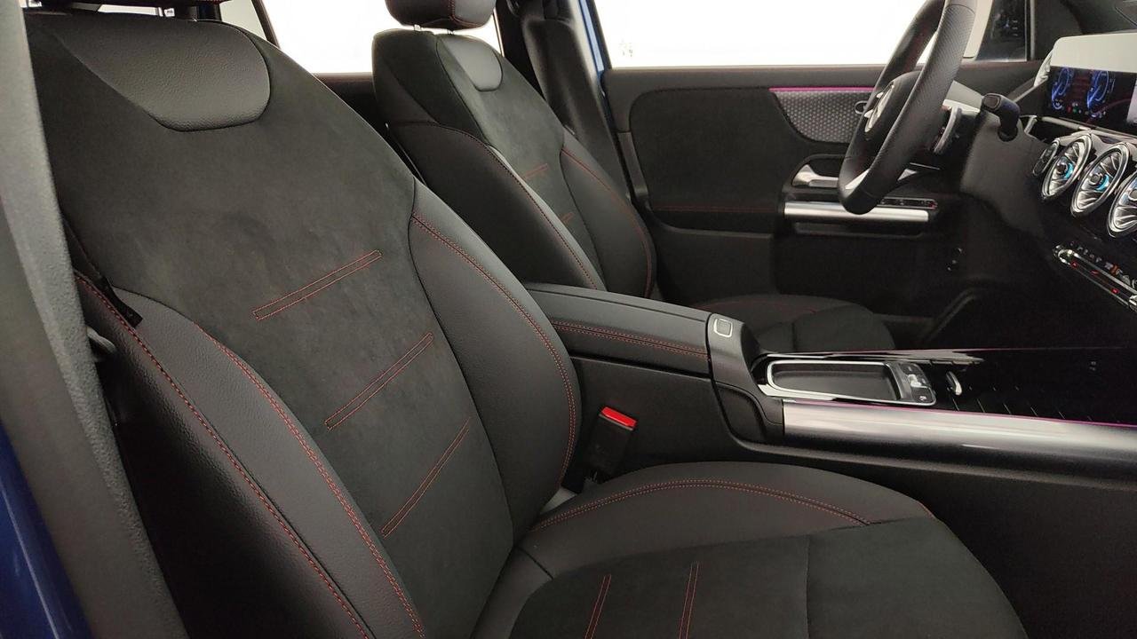 EQA 300 AMG Line Advanced 4matic - Certified