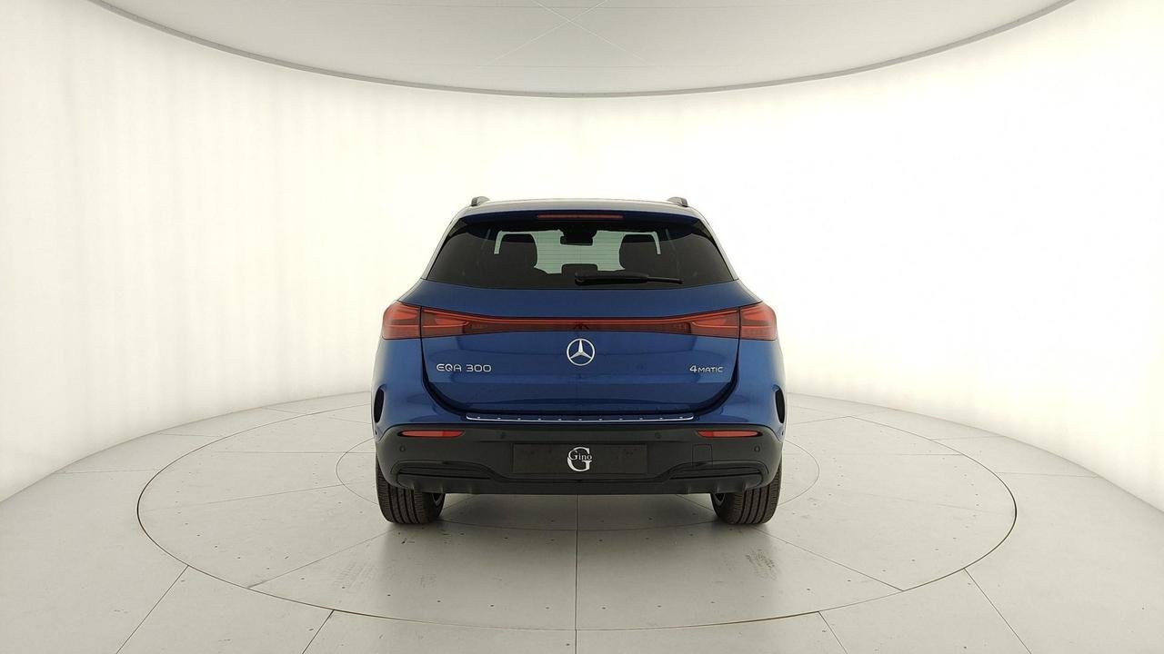 EQA 300 AMG Line Advanced 4matic - Certified