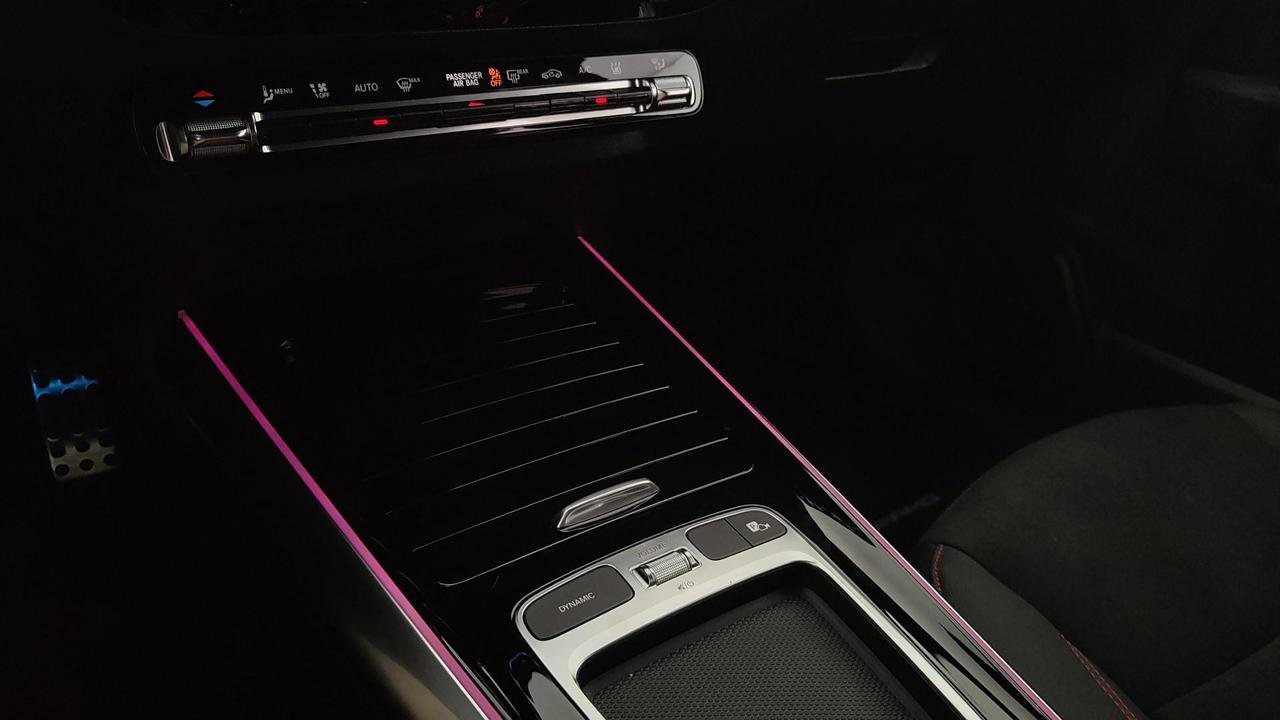 EQA 300 AMG Line Advanced 4matic - Certified