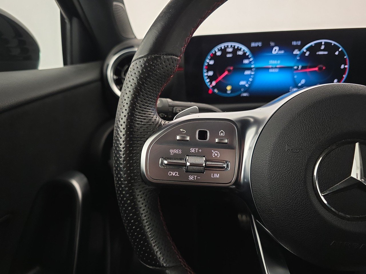 A 180 d Premium auto - Certified