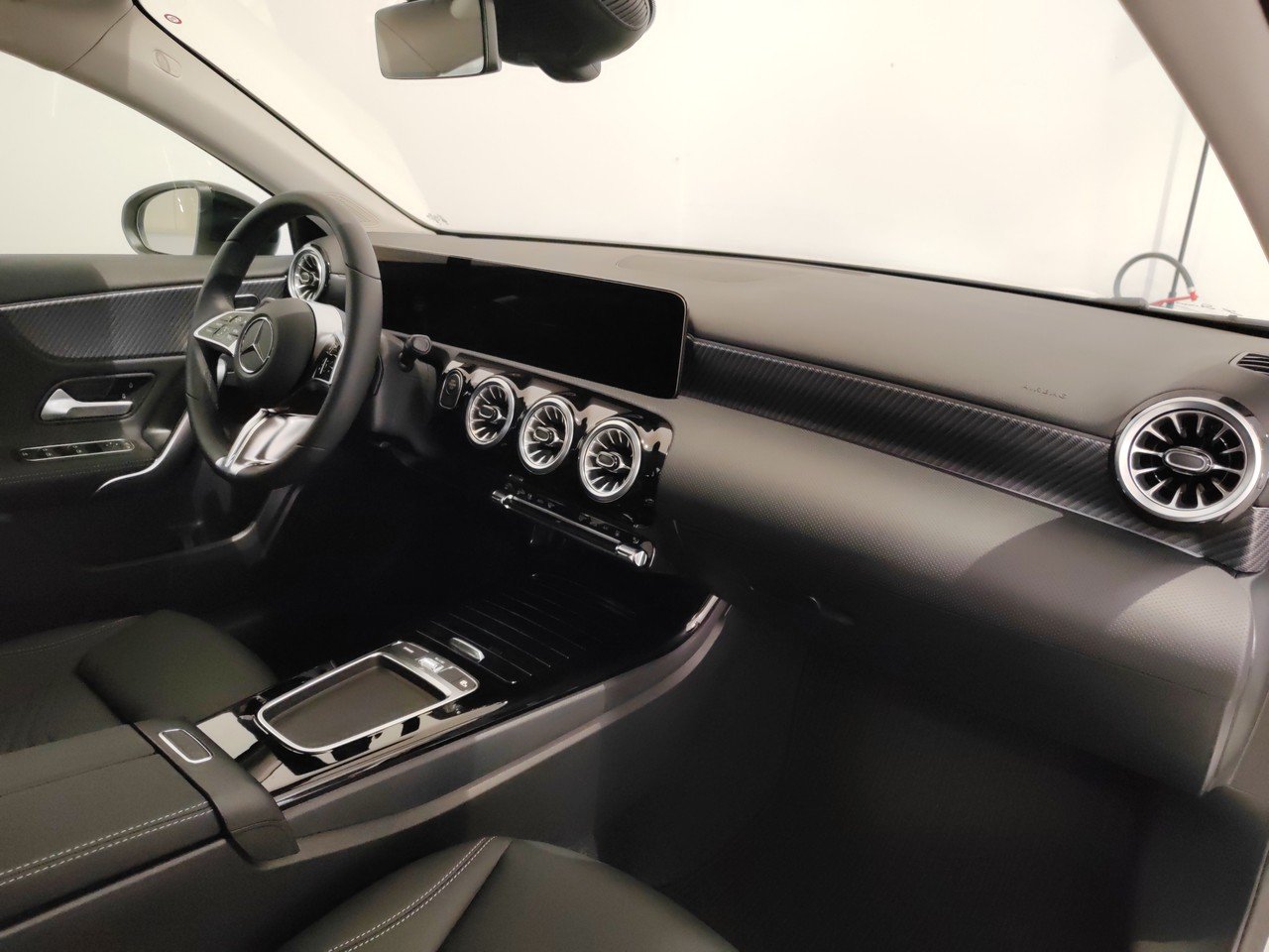 A 250 e phev Progressive Advanced auto - Certified