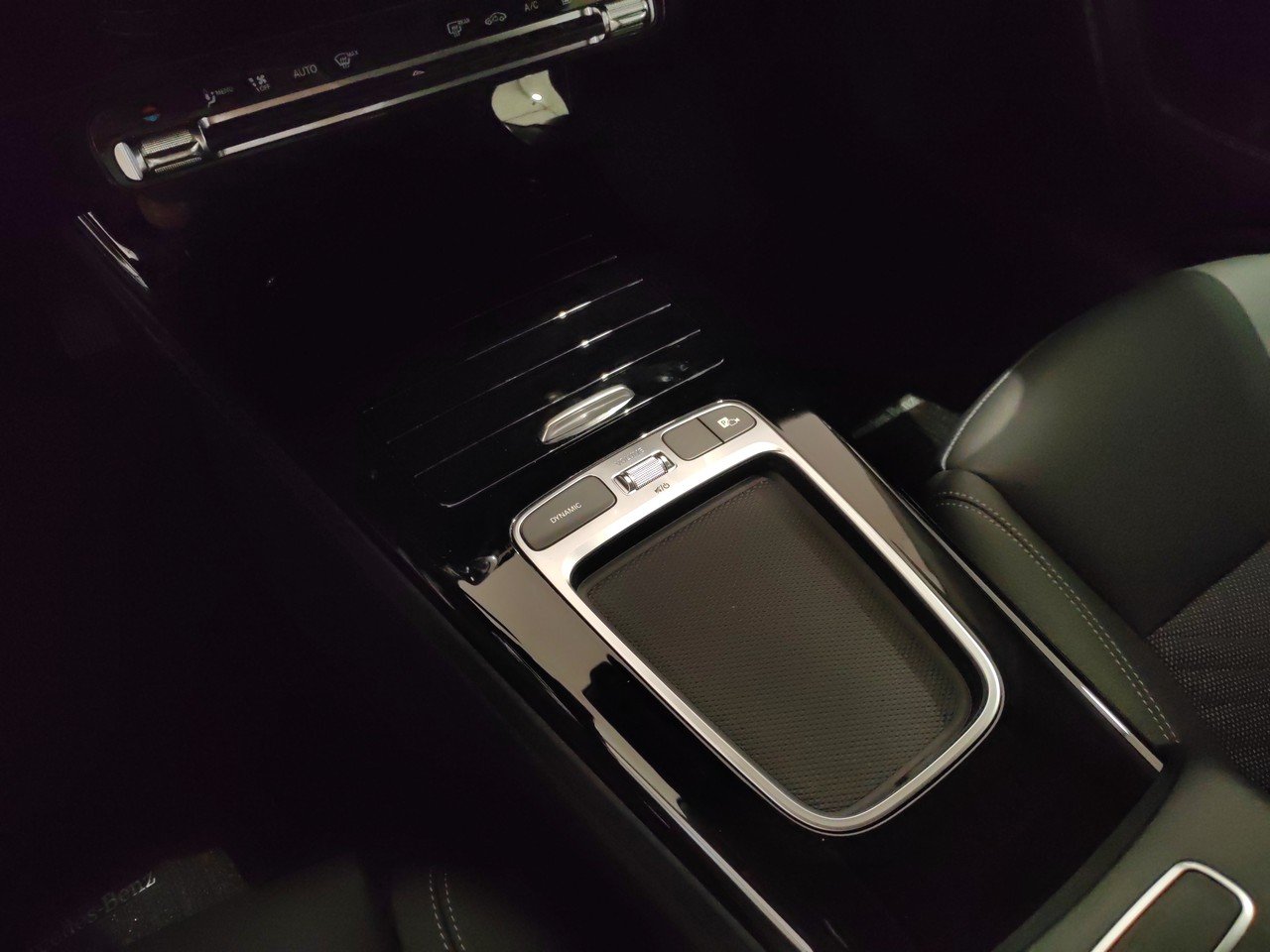 A 250 e phev Progressive Advanced auto - Certified