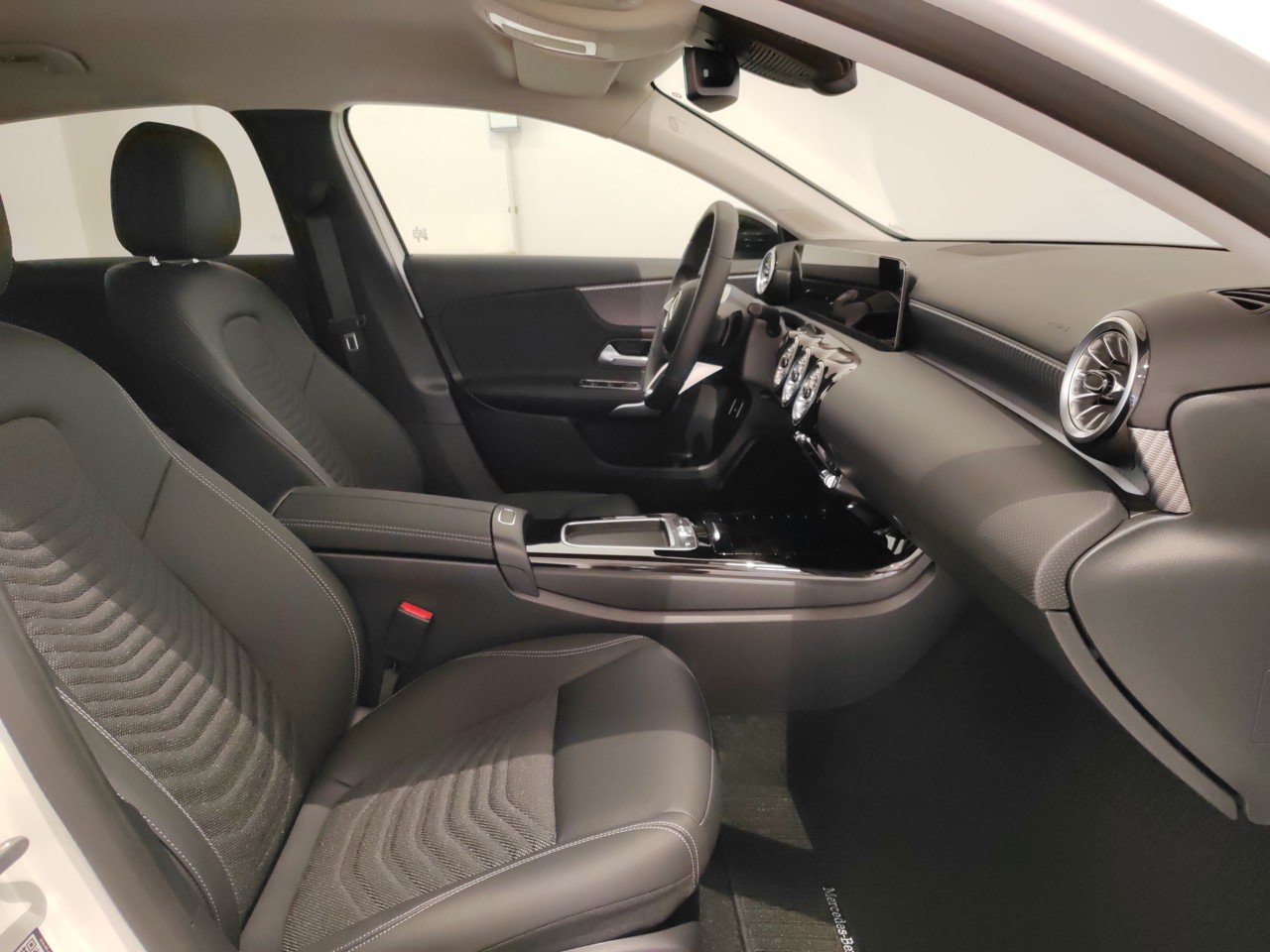 A 250 e phev Progressive Advanced auto - Certified