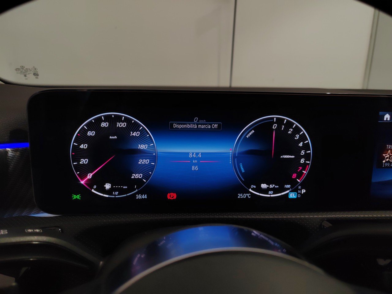 A 250 e phev Progressive Advanced auto - Certified