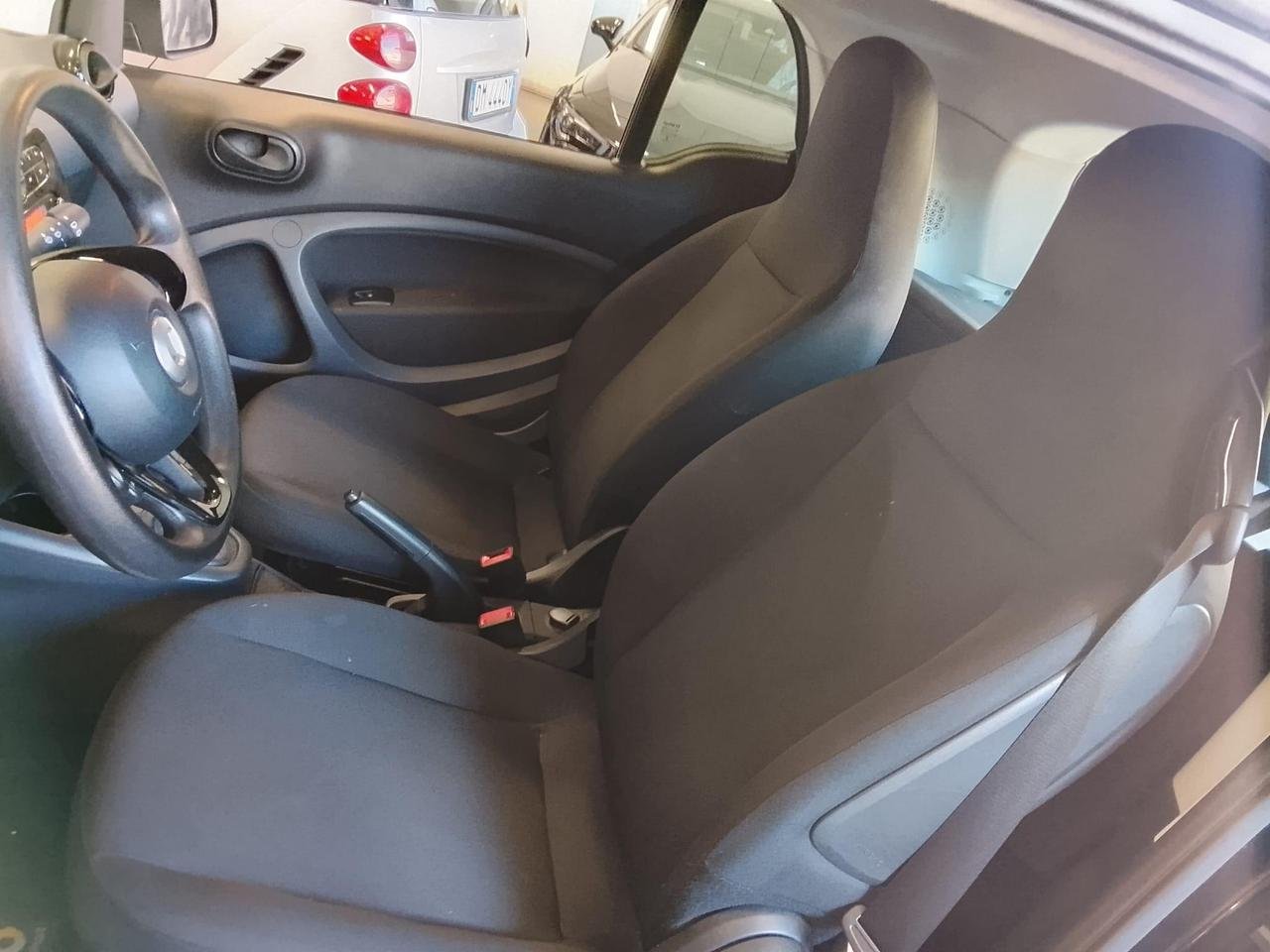 Fortwo eq Pure 22kW - Certified