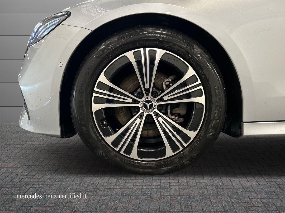 E SW 220 d Advanced auto - Certified