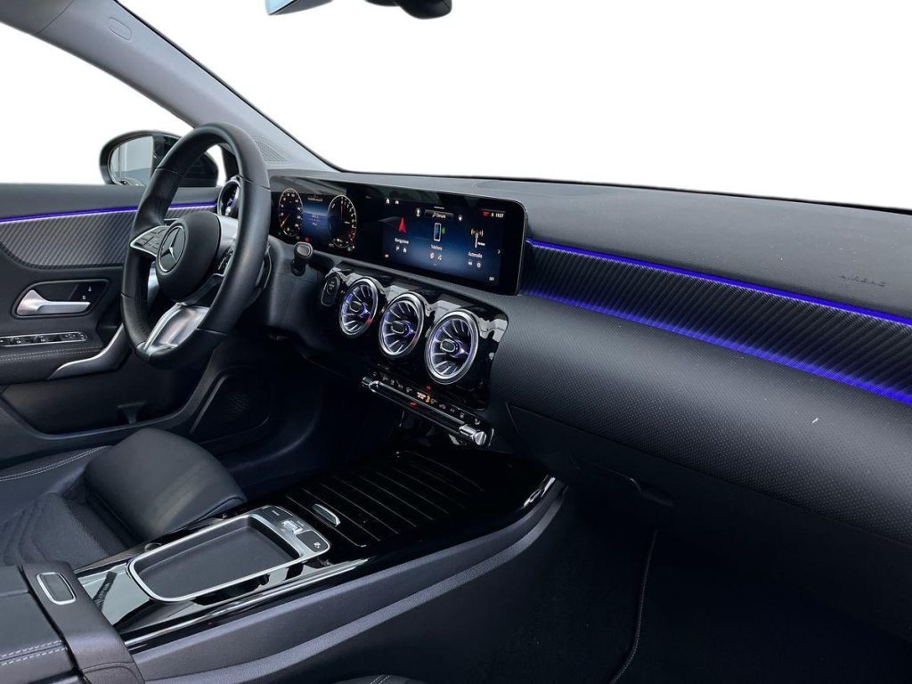 A 250 e phev Progressive Advanced Plus auto - Certified