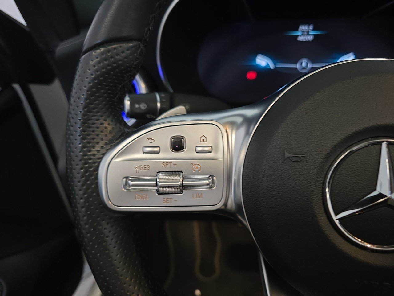 C Cabrio 220 d Premium Plus 4matic auto - Certified