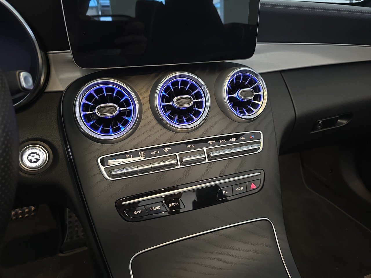 C Cabrio 220 d Premium Plus 4matic auto - Certified