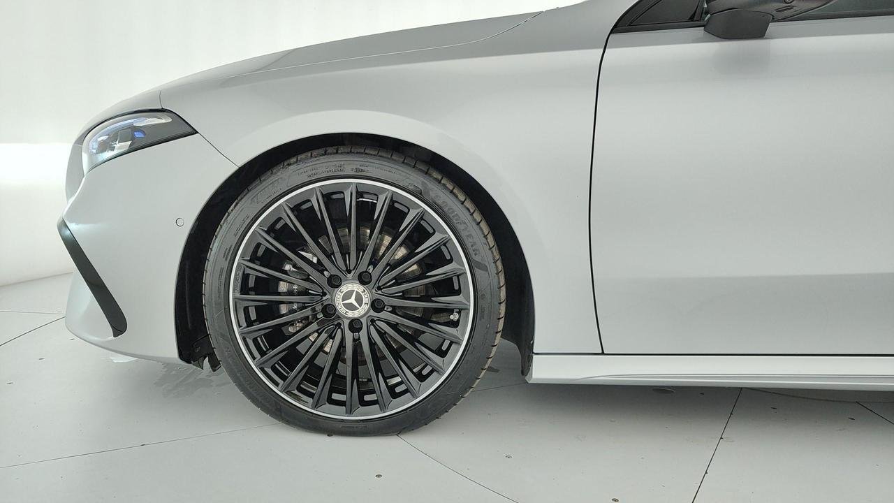 A 180 AMG Line Premium Plus auto - Certified