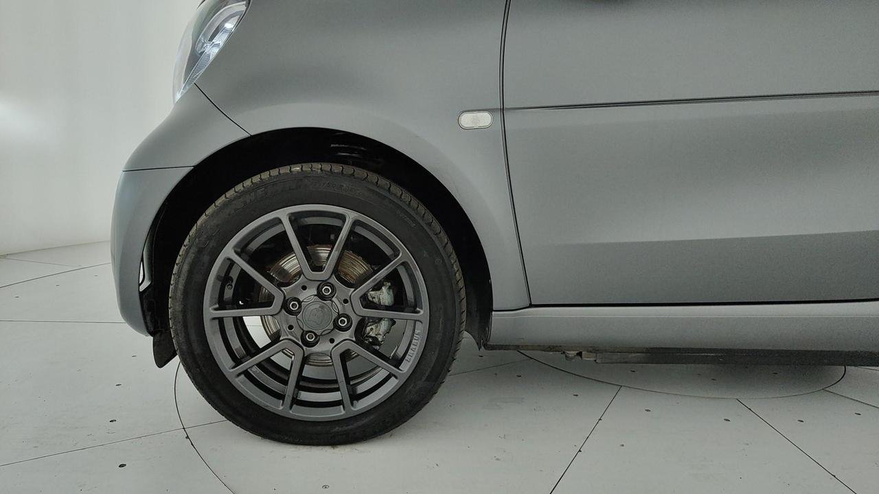 Fortwo Cabrio eq suitegrey-grey 22kW - Certified