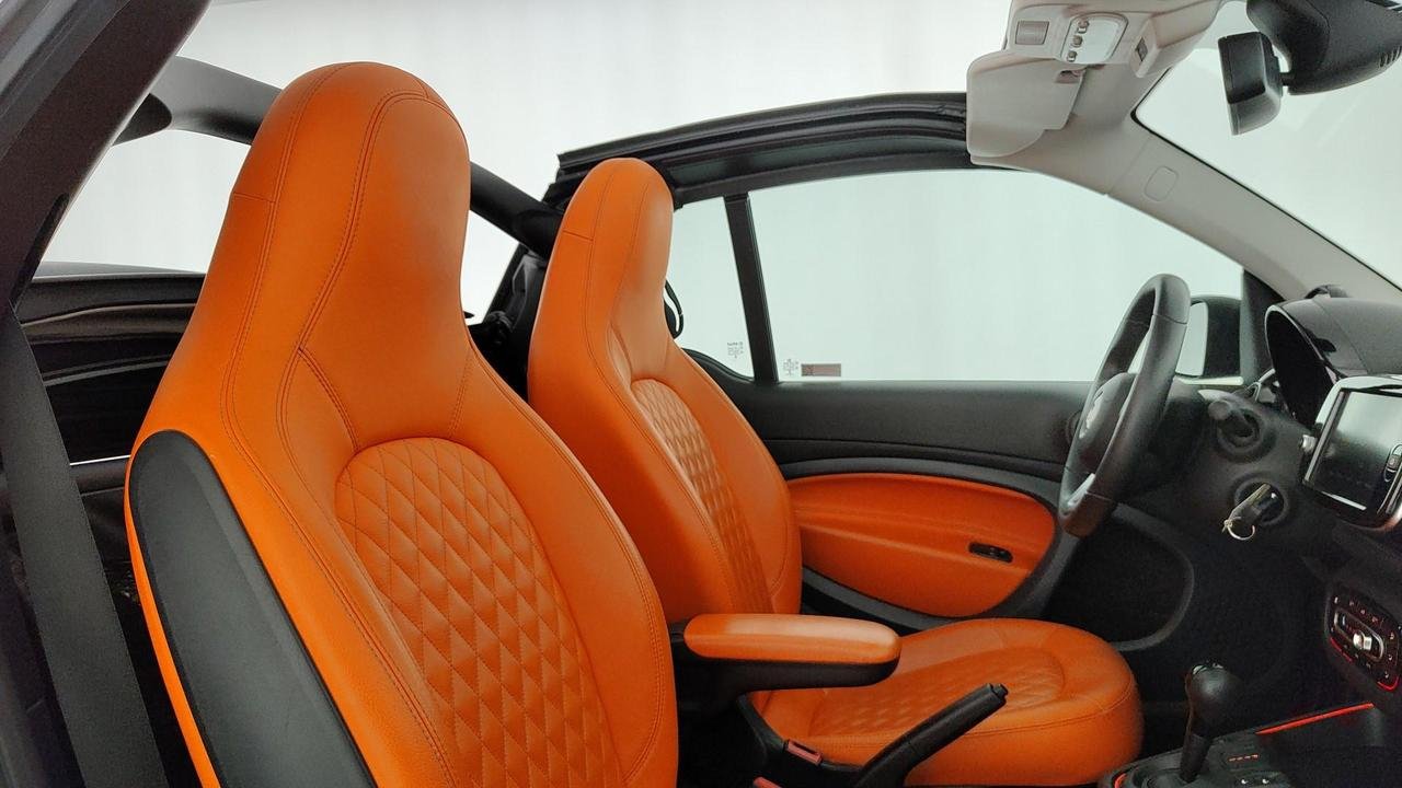 Fortwo Cabrio eq suitegrey-grey 22kW - Certified