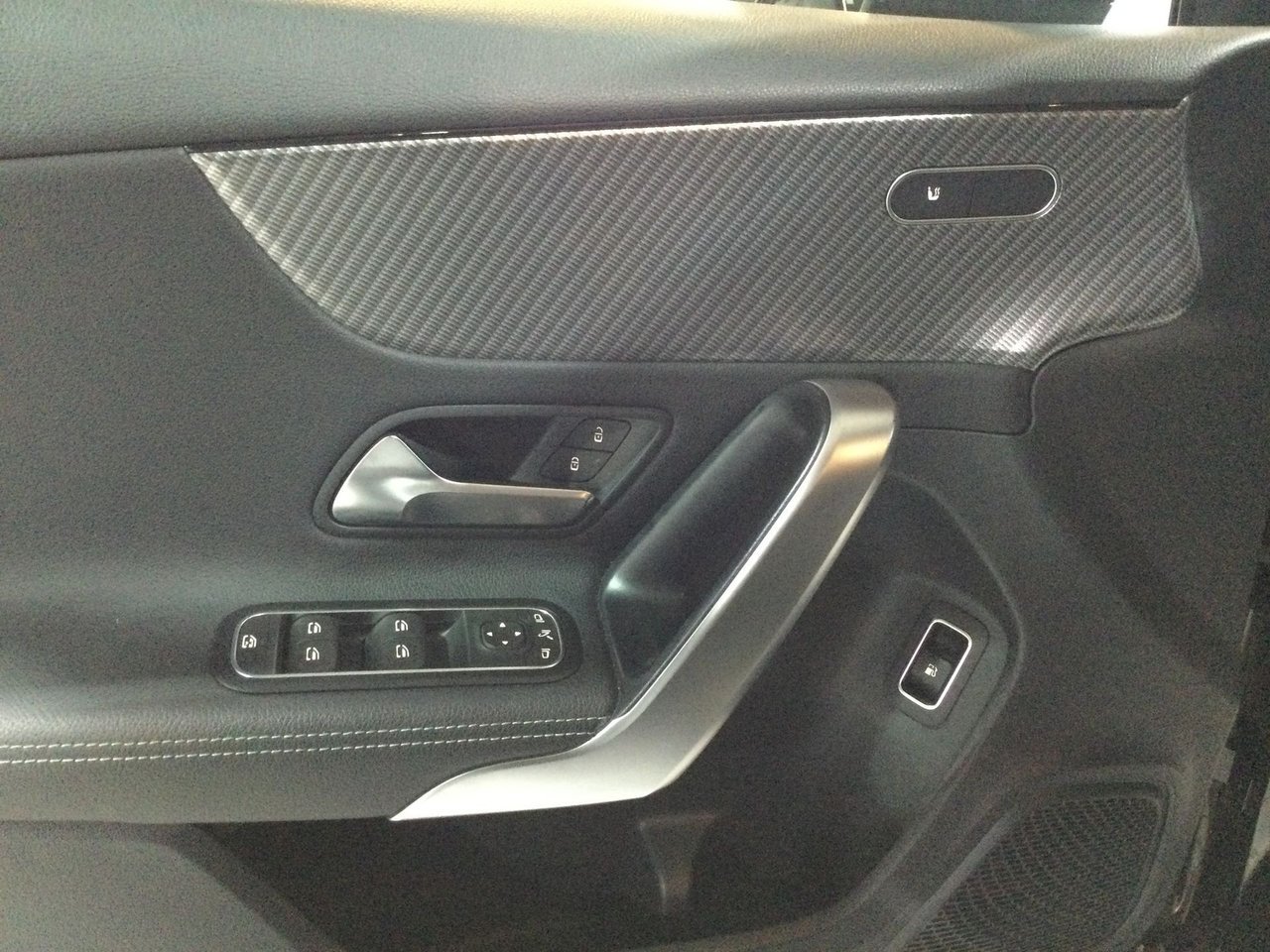 A 250 e phev Progressive Advanced auto - Certified