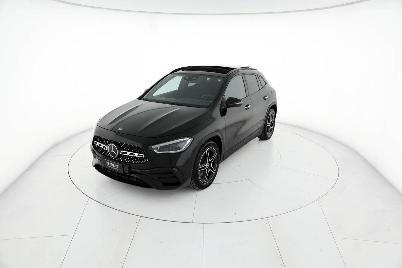 GLA 200 d Premium 4matic auto - Mercedes Certified