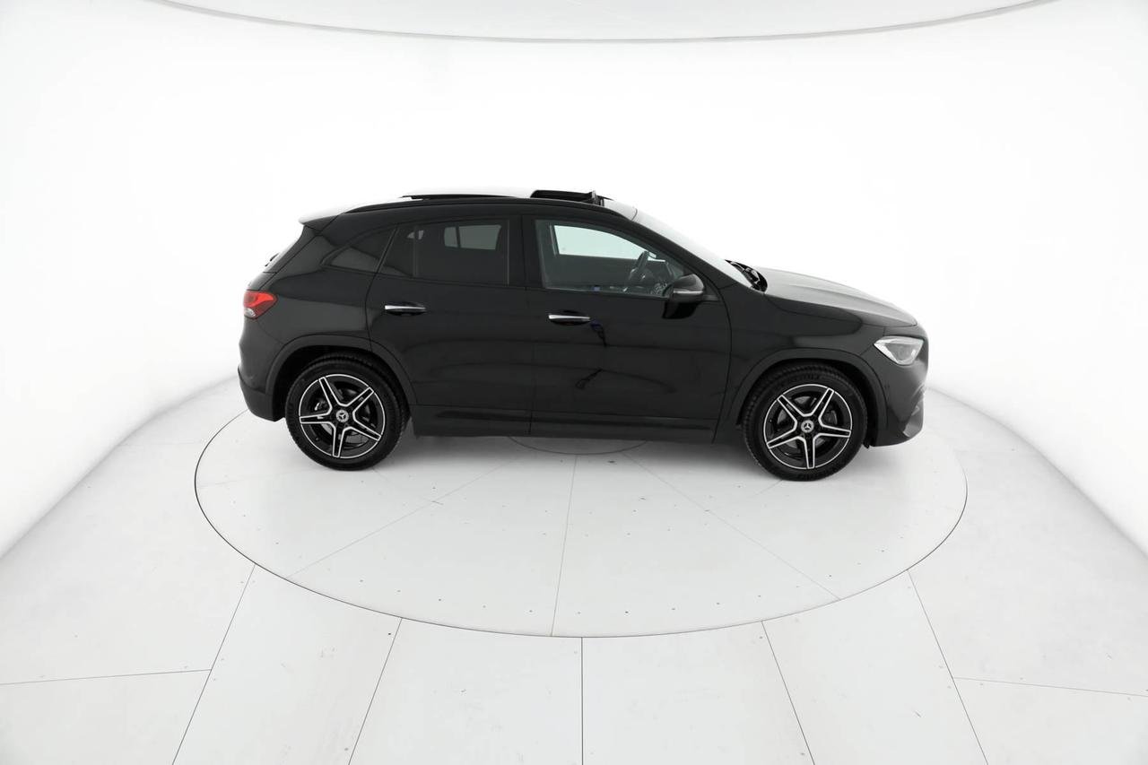 GLA 200 d Premium 4matic auto - Certified