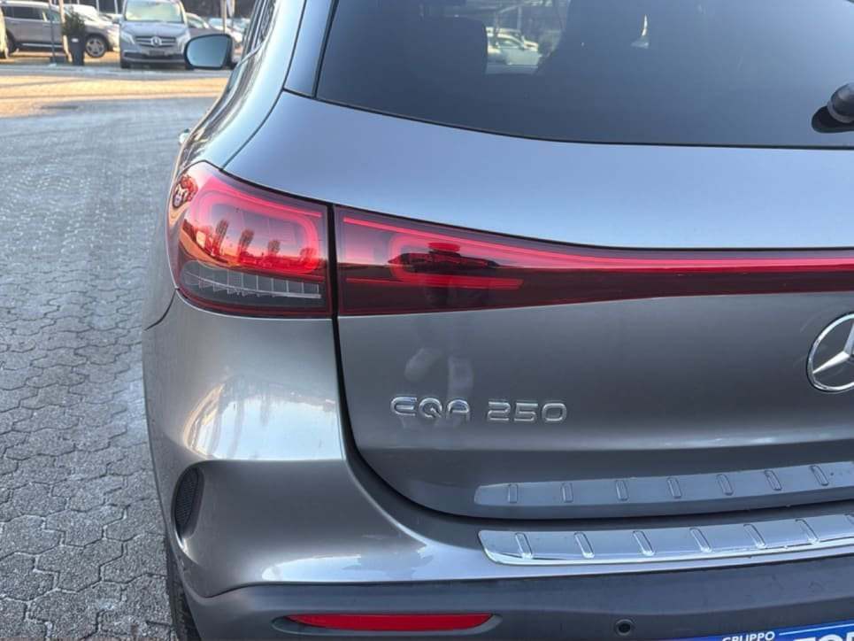 EQA 250 Premium Pro - Certified