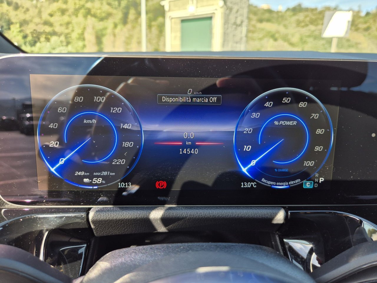 EQA 300 Progressive Advanced 4matic - Certified