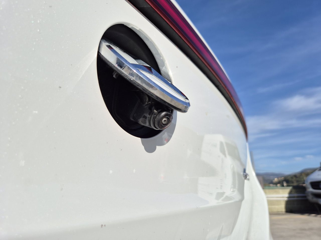 EQA 300 Progressive Advanced 4matic - Certified