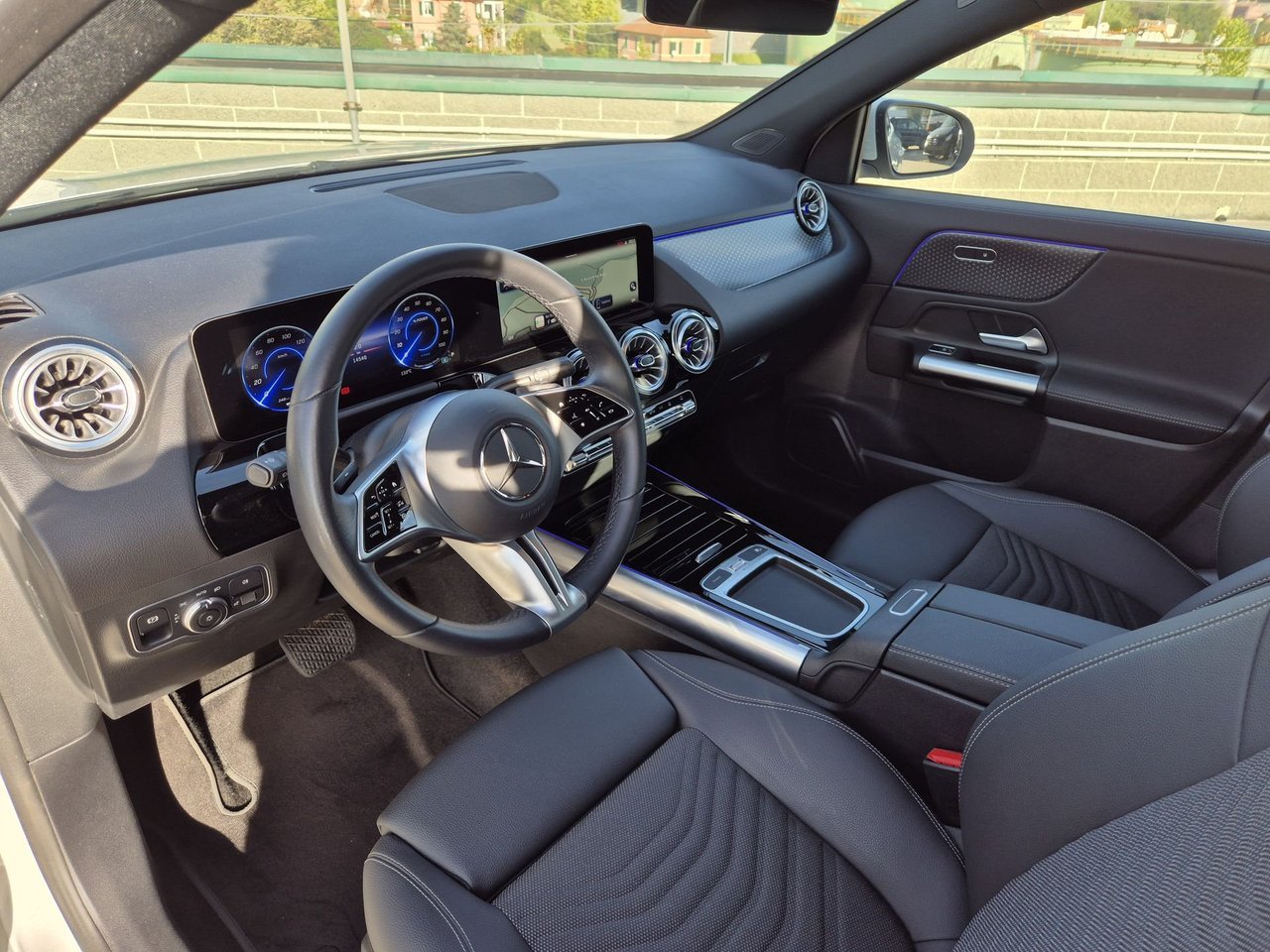 EQA 300 Progressive Advanced 4matic - Certified