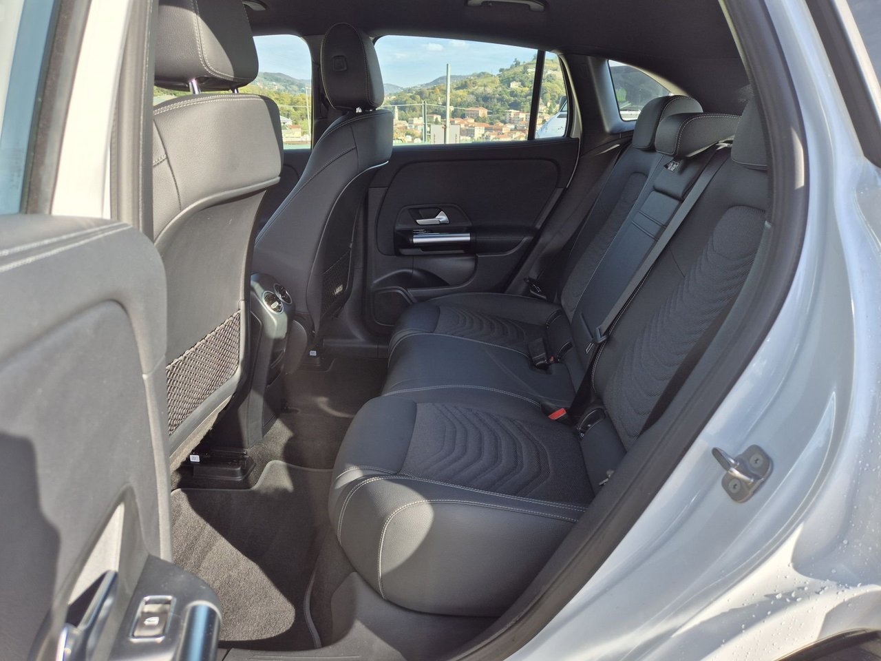 EQA 300 Progressive Advanced 4matic - Certified