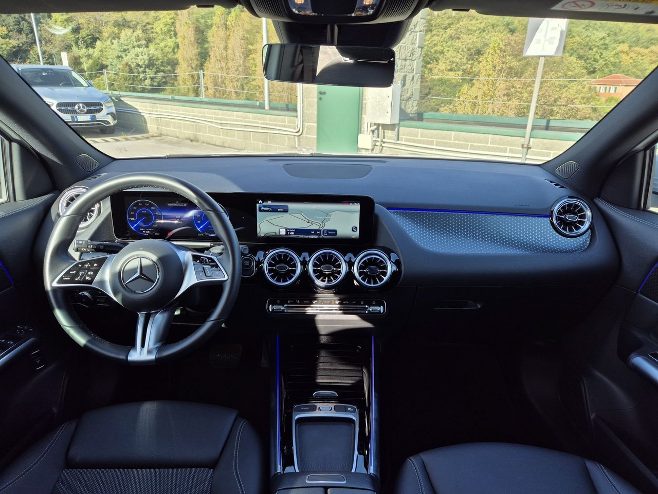 EQA 300 Progressive Advanced 4matic - Certified