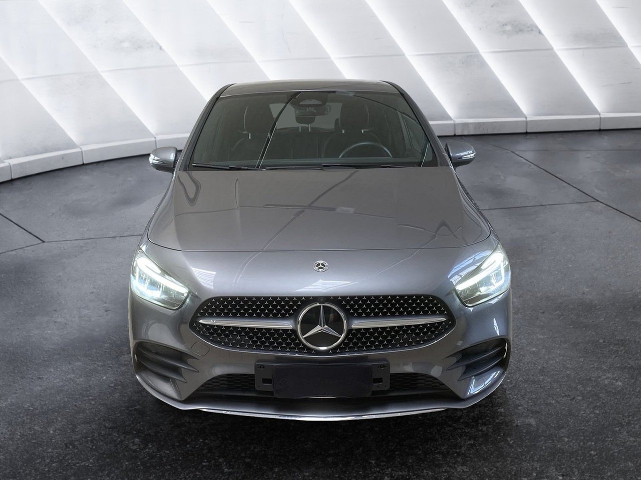 B 180 d AMG Line Advanced Plus auto - Certified