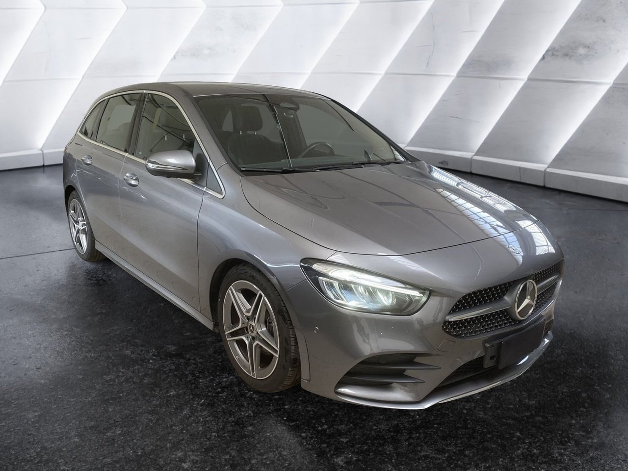 B 180 d AMG Line Advanced Plus auto - Certified