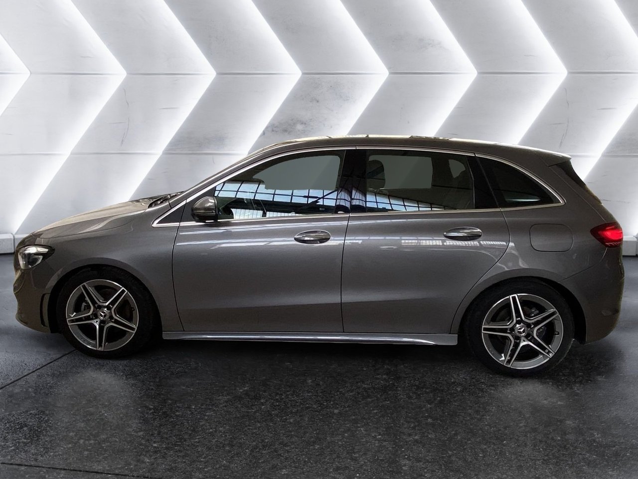 B 180 d AMG Line Advanced Plus auto - Certified