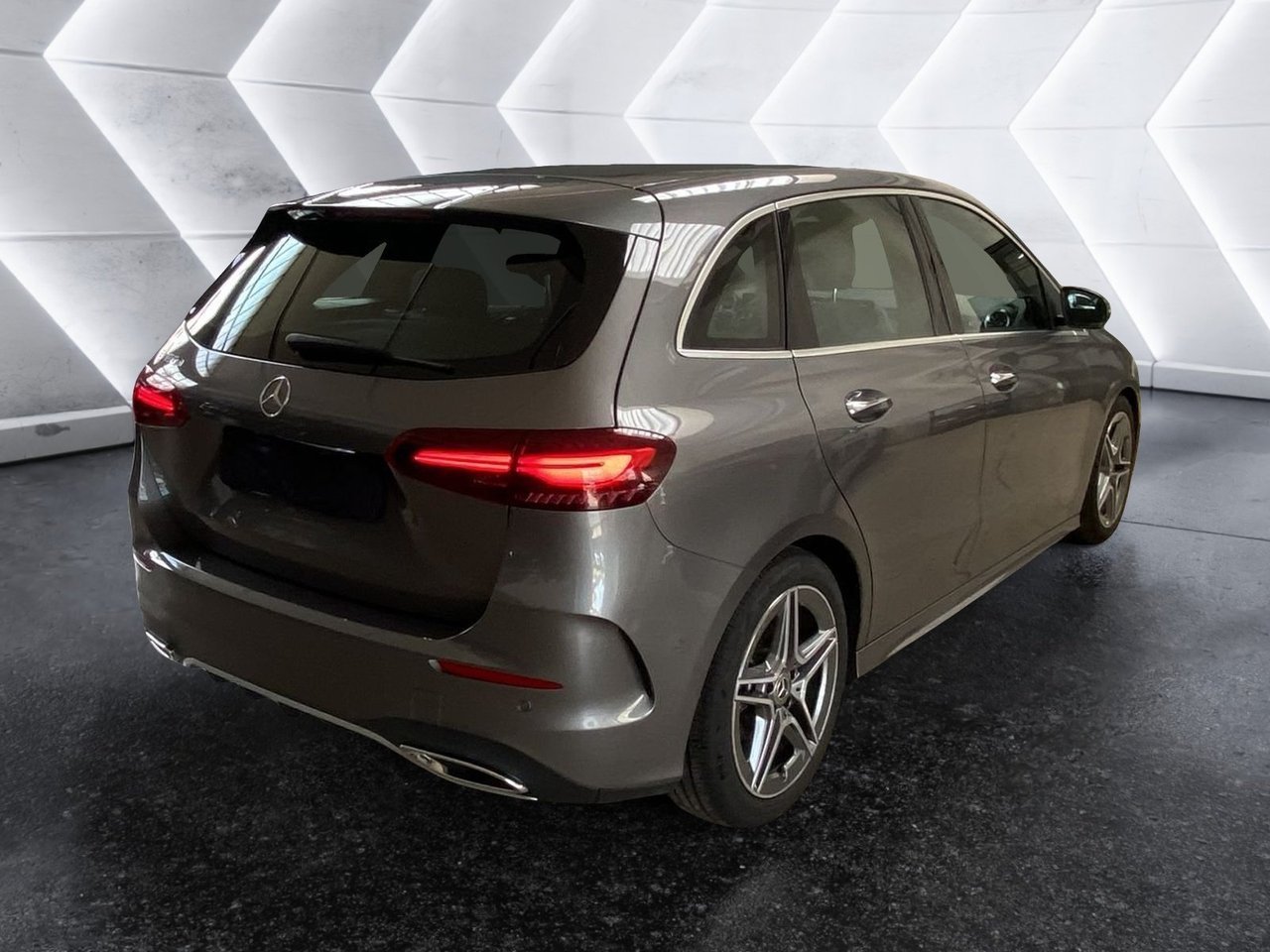 B 180 d AMG Line Advanced Plus auto - Certified