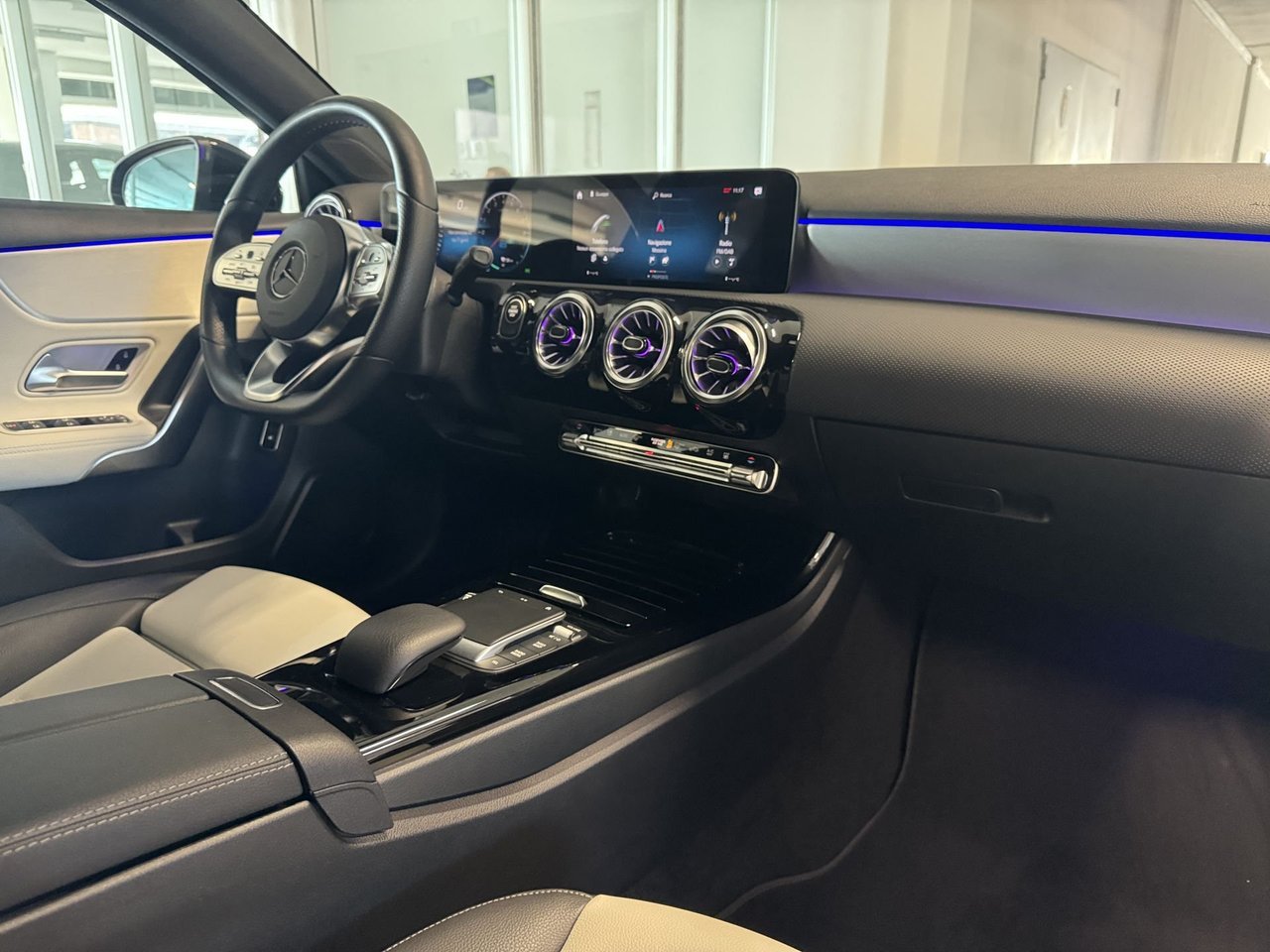 A 250 e phev (eq-power) Premium auto - Certified