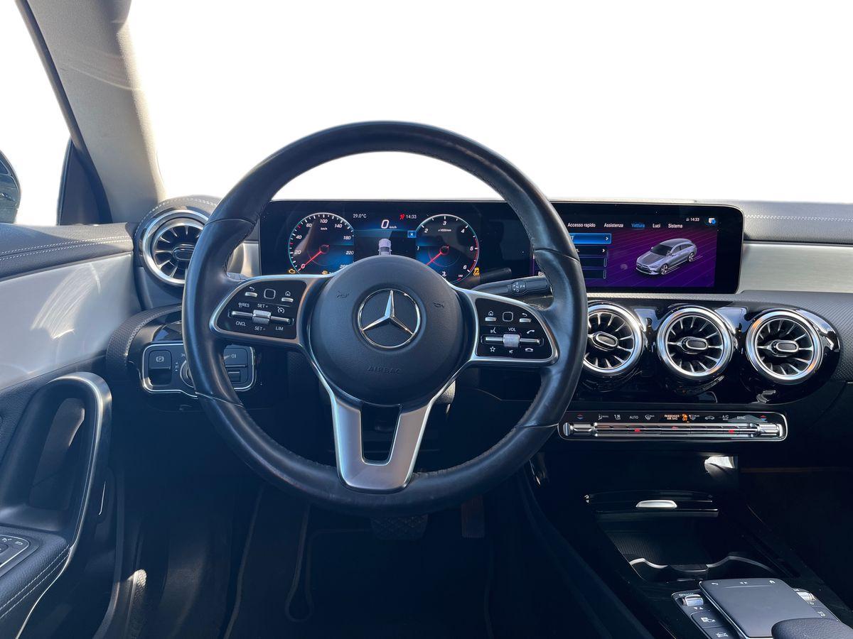 CLA Shooting Brake 180 d Sport auto - Certified