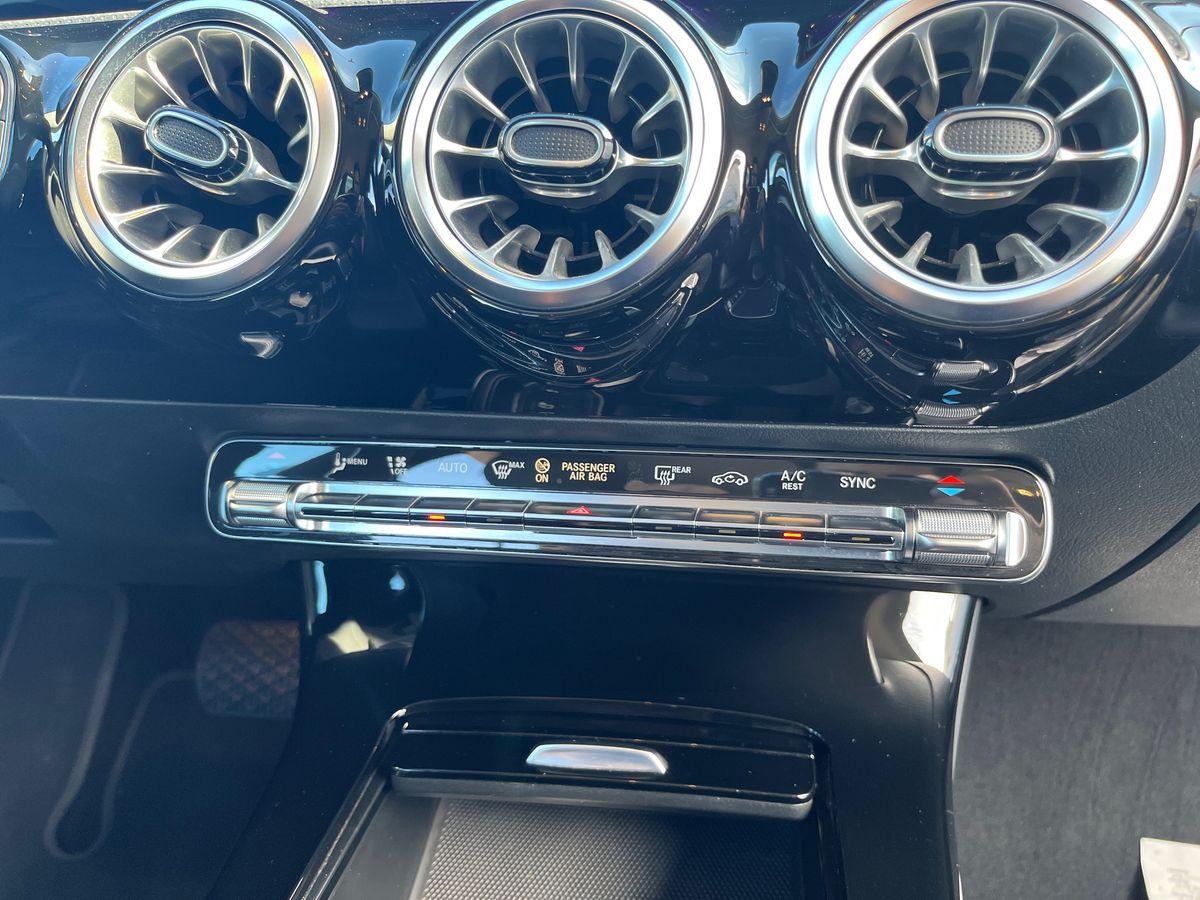 CLA Shooting Brake 180 d Sport auto - Certified