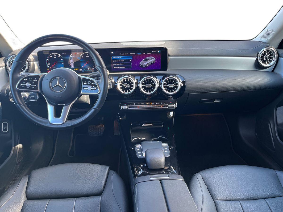 CLA Shooting Brake 180 d Sport auto - Certified