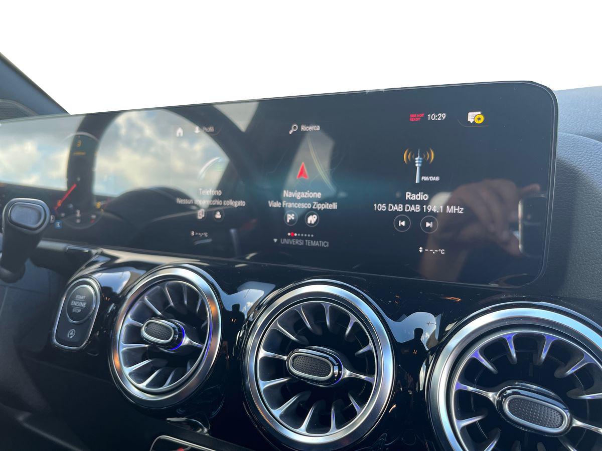 GLA 180 d Premium auto - Certified