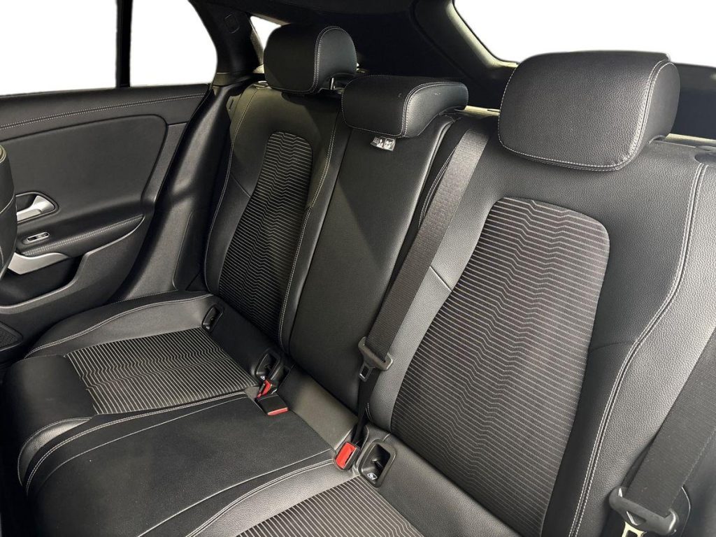 CLA Shooting Brake 200 d Sport auto - Certified