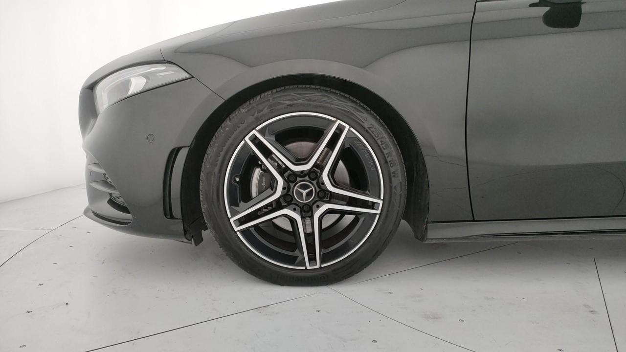 A 180 d Premium auto - Certified