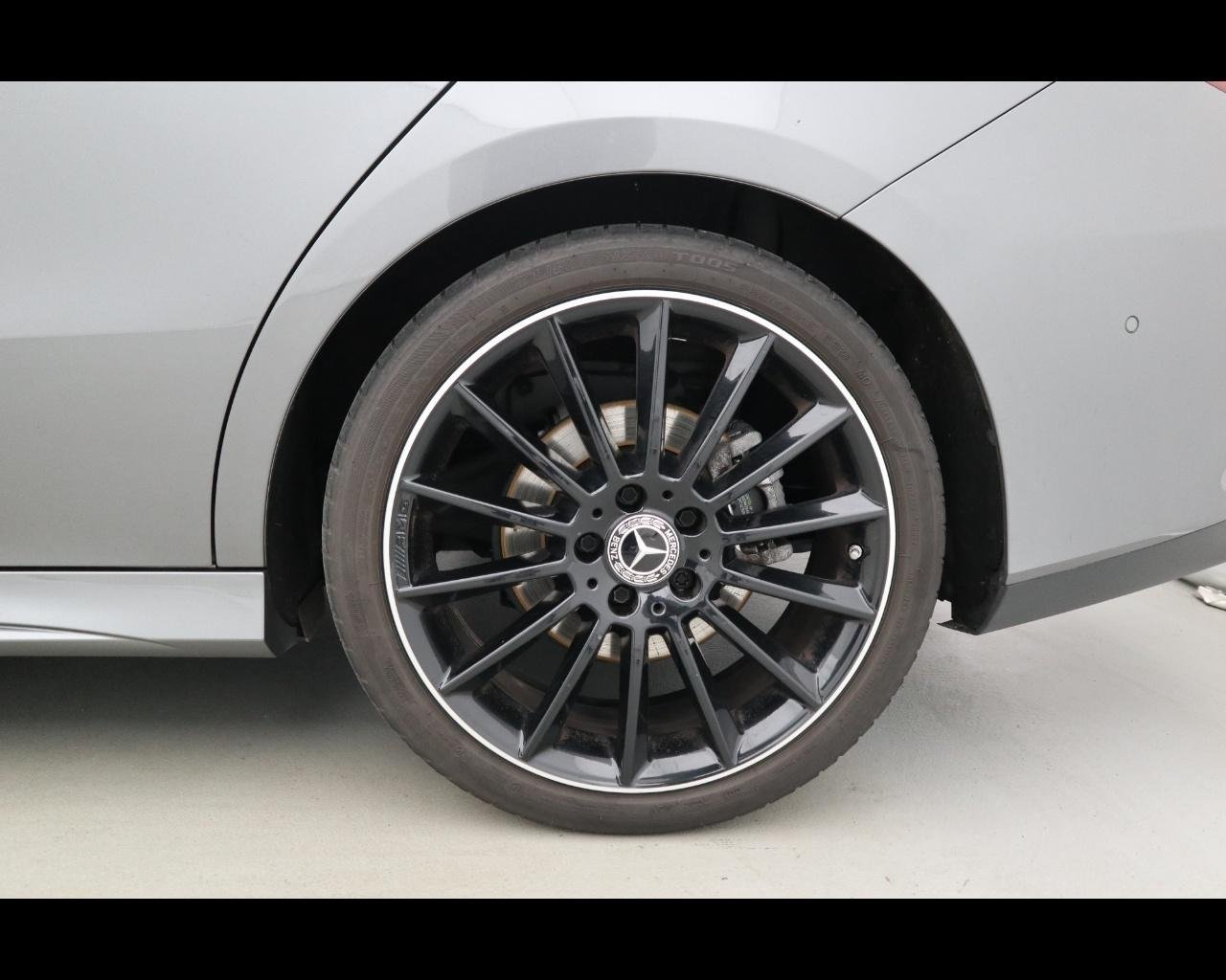 CLA Shooting Brake 200 d Premium auto - Certified