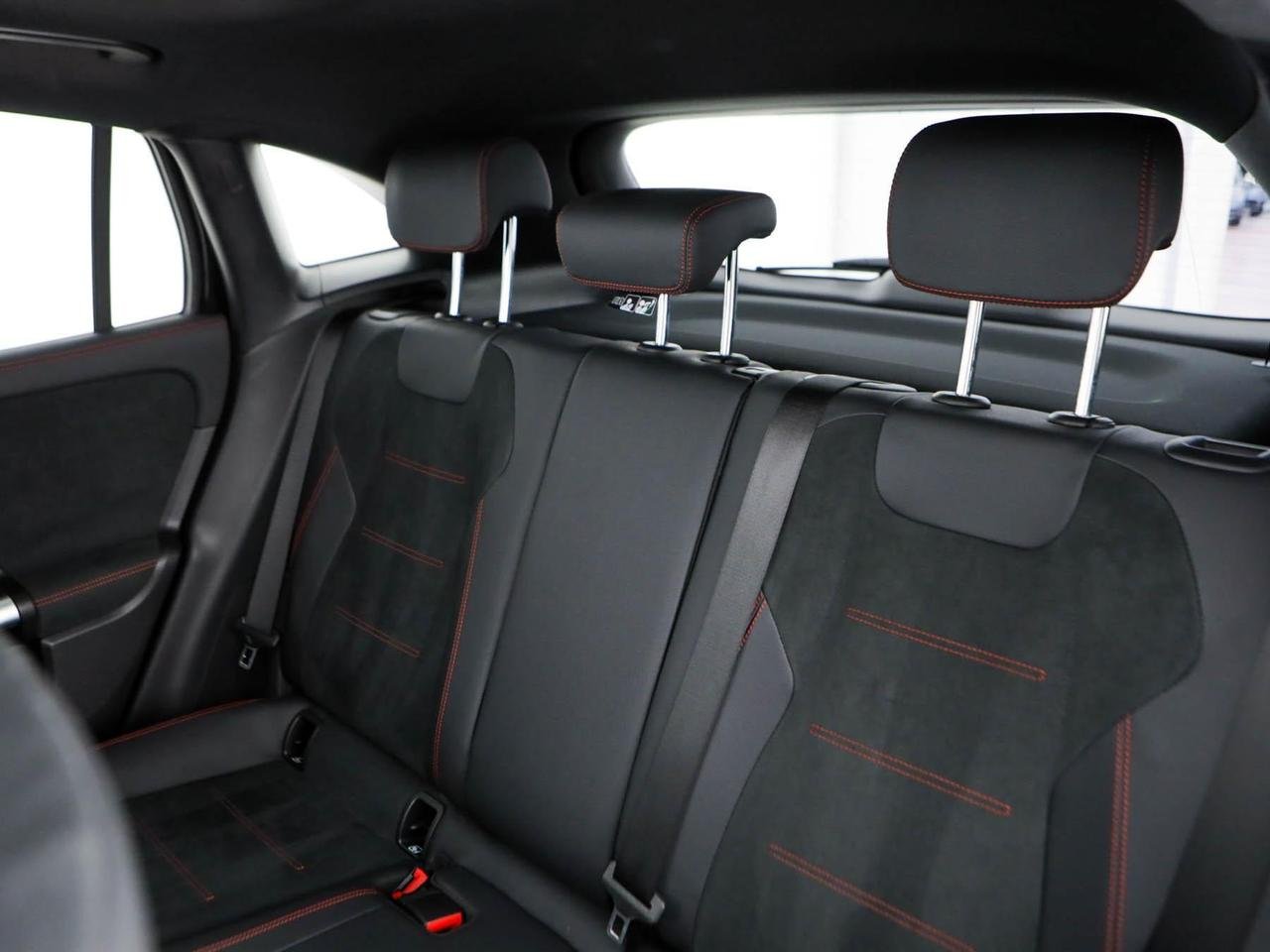 GLA 200 d Premium 4matic auto - Certified