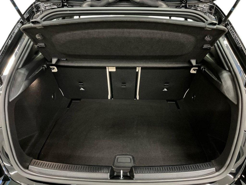 A 180 d Progressive Advanced auto - Certified